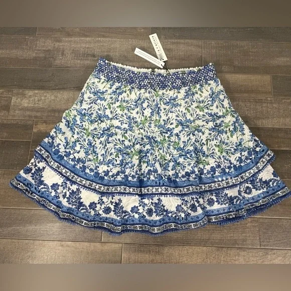 NEW Alice + Olivia Crawford Smocked Mini Skirt - Picture 3 of 15